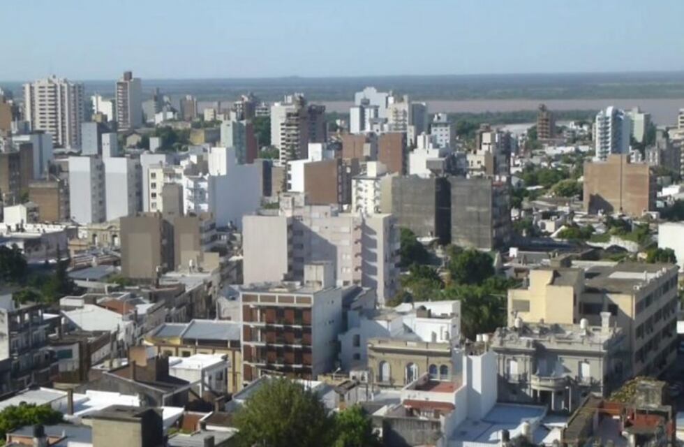 Una vez más, Paraná contaminado por olor nauseabundo