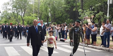desfile cívico-militar