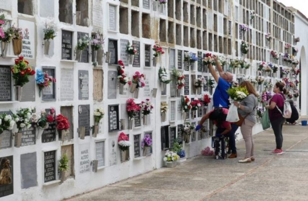 Amplían el horario de visitas al cementerio municipal