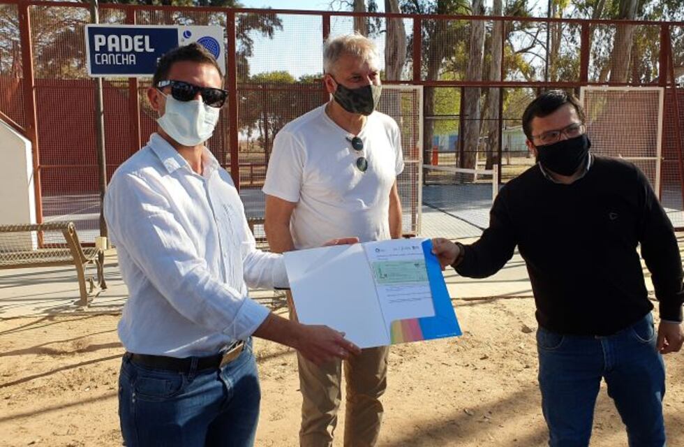 El "Pichi" Campana entregó subsidios para clubes en Morteros, Chipión y Marull