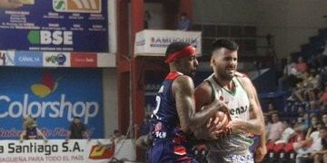 El Griego se aferró a otra victoria en un arranque ganador en el Súper 20\u002E