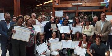 Entrega de diplomas  de Desarrollo Ambiental Regional Sustentable en Villa General Belgrano