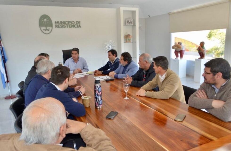 El Gobierno calcula cómo impactará el aumento del dólar en el precio del boleto