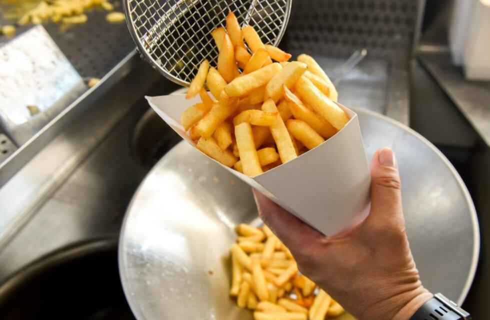 Un adolescente quedó ciego tras alimentarse solamente con papas fritas, jamón y pan