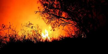 Incendio en La Cumbre\u002E (Gentileza Jorge Gainza)