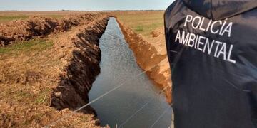 Canales clandestinos en el sur de Córdoba