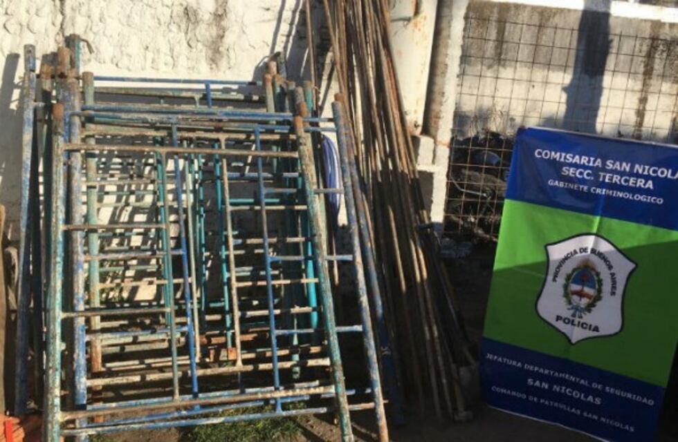 Continúa prófugo el albañil que se robó los andamios de un obrador