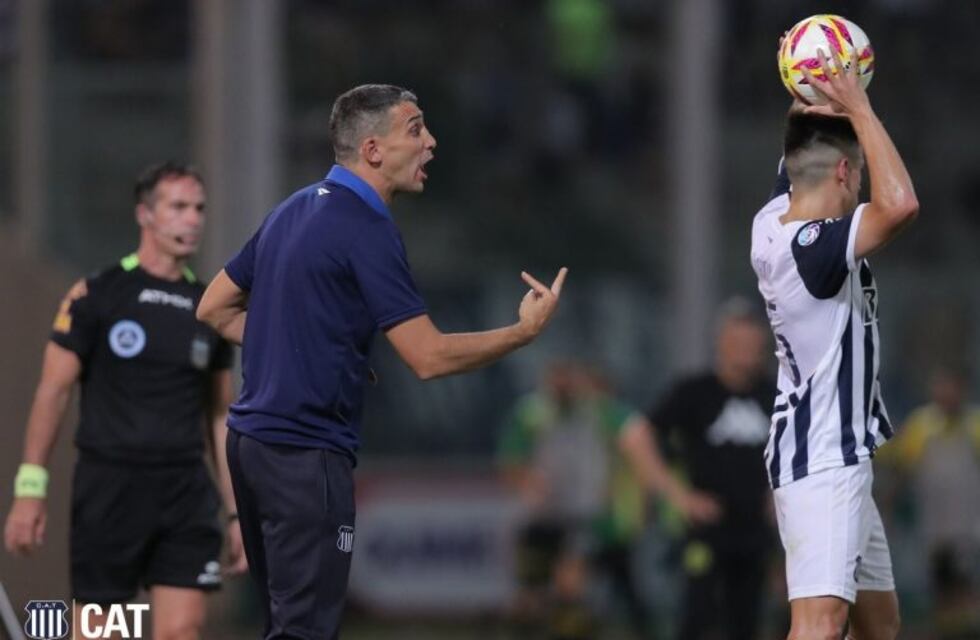 Vojvoda ante un gran duelo: "Talleres y Racing son dos equipos que salen a ganar"