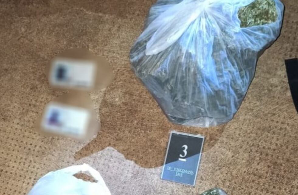 Dos motodelivery fueron detenidos con más de un kilo de marihuana en Oberá