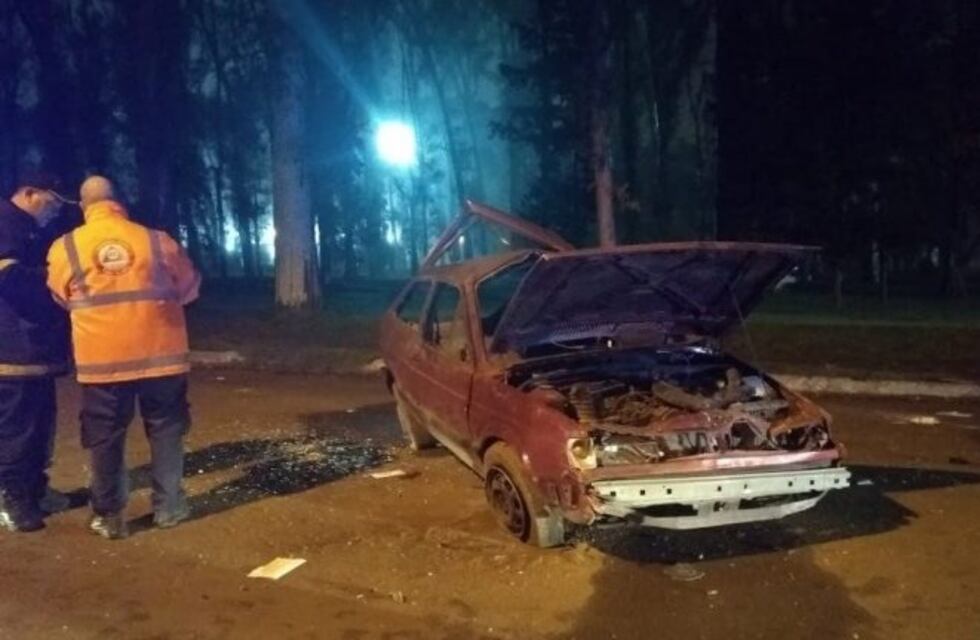 Dos heridos tras un vuelco en el Parque de Mayo