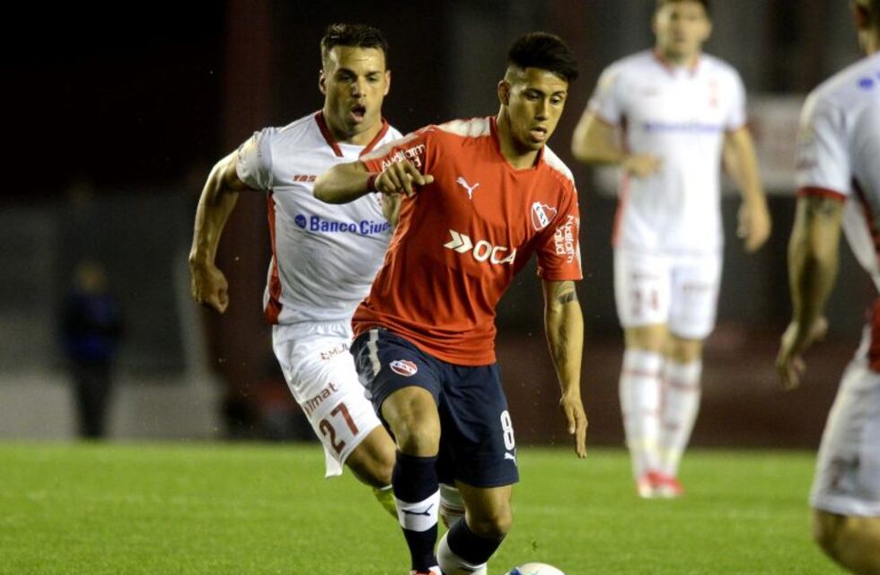 Independiente se lo dio vuelta a Huracán y le ganó 3-1 en Avellaneda