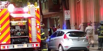 La fuga de gas obligó a cortar el tránsito en calle Córdoba\u002E (@belitaonline)