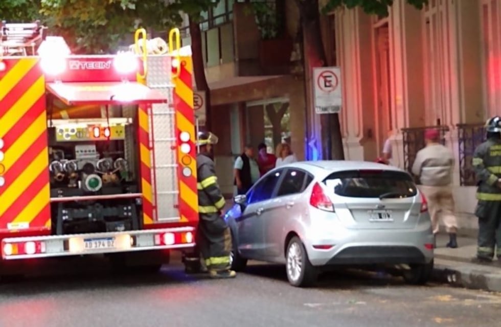 Robaron flexibles de gas y generaron una fuga en pleno Paseo del Siglo