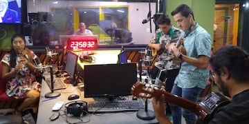 Micaela Chauque con Pachawawas, en Radio Nacional Jujuy