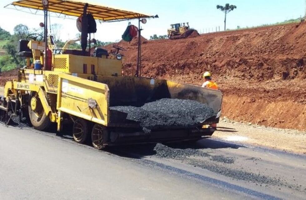Cruce Caballero: comenzó el asfaltado del último tramo de la Ruta Nacional 14