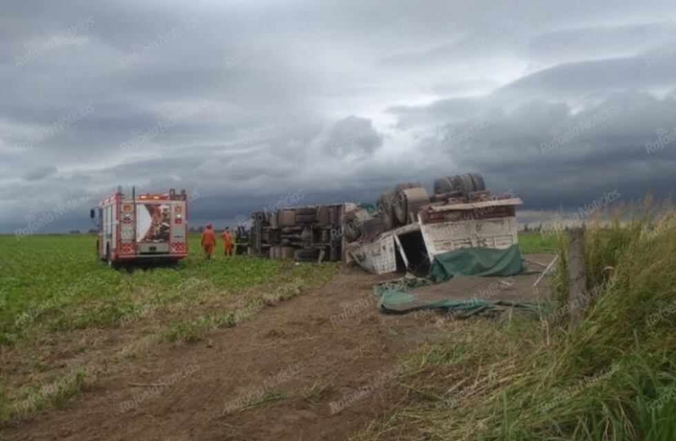 Murió el conductor de un camión que despistó en Freyre