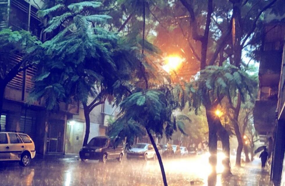 El alerta por tormentas en toda la provincia se extendió hasta la noche del domingo