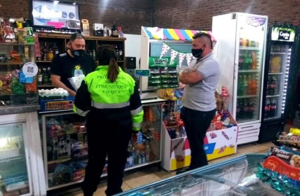 La Brigada Sanitaria acompaña a los controles nocturnos
