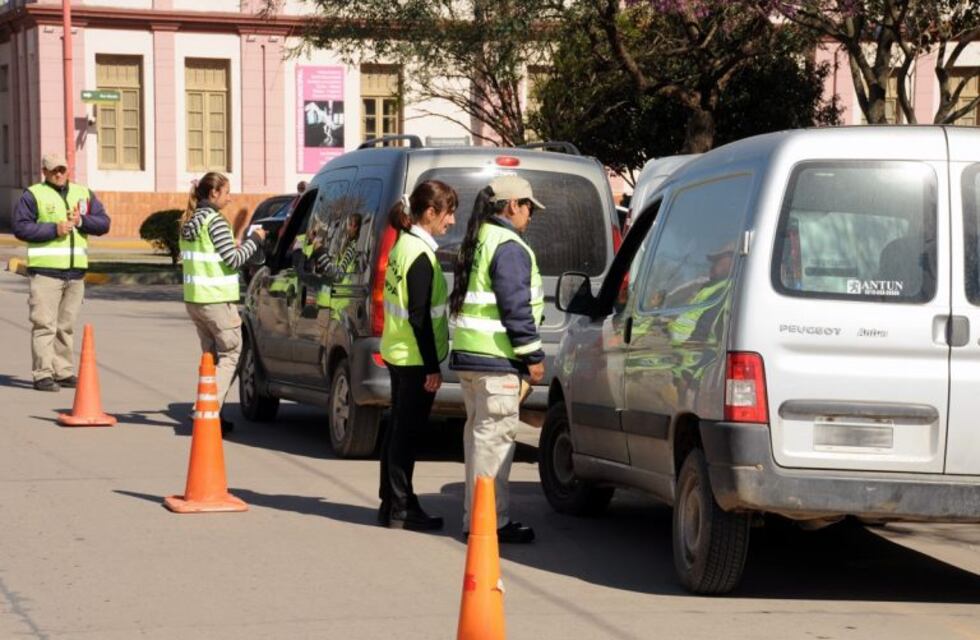 En Arroyito comenzaron los controles preventivos a automóviles
