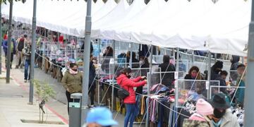 Ferias en la Costanera