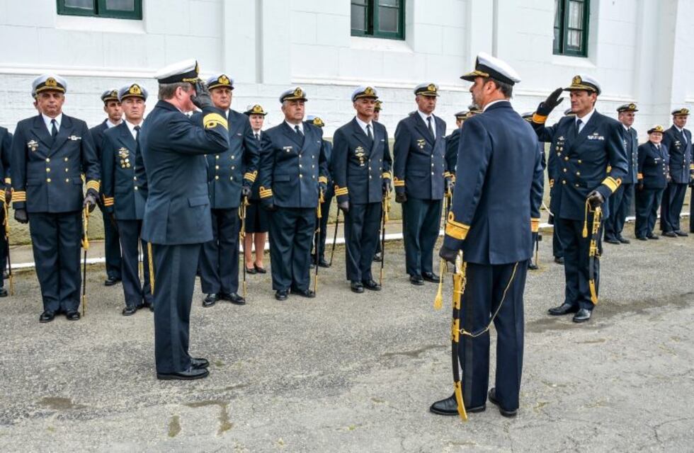 Asumió el nuevo Comandante del Área Naval Austral