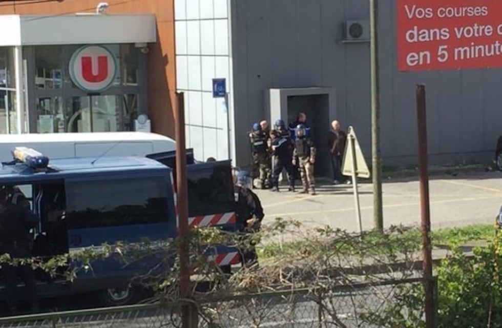 Francia: el tiroteo dejó tres muertos y el atacante fue abatido