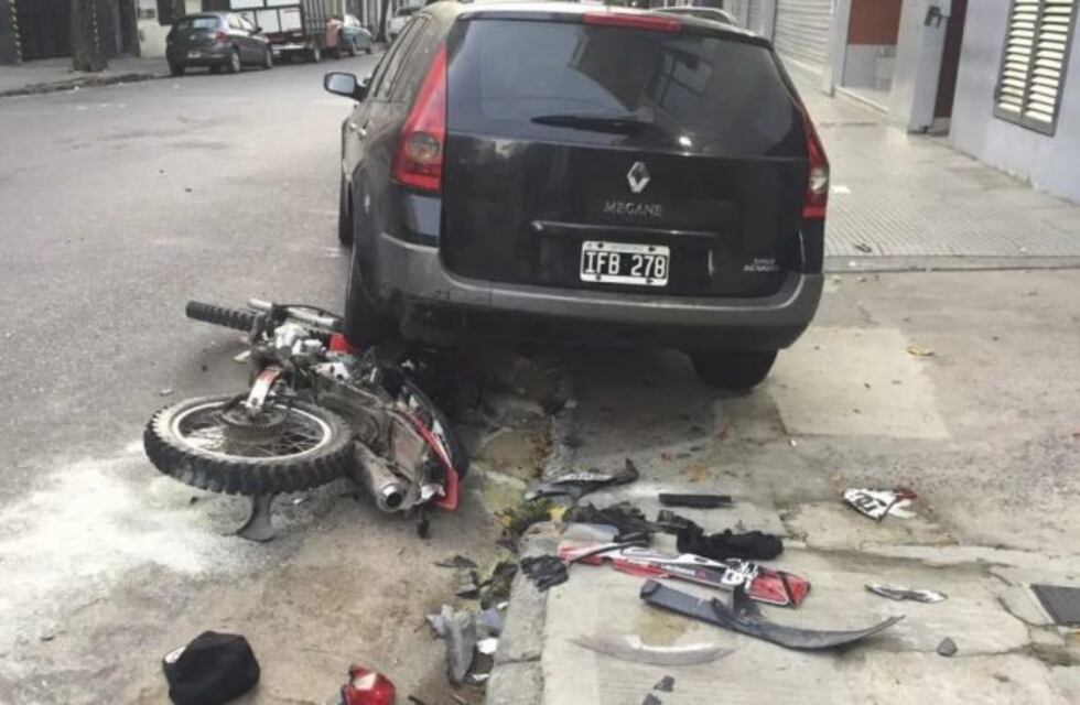 Una bailarina atropelló y mató a un motochorro que le había arrebatado su celular