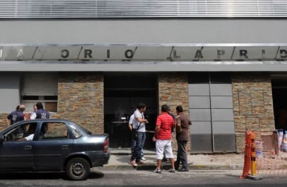 Se resistió a ser robado y recibió un tiro en la mano