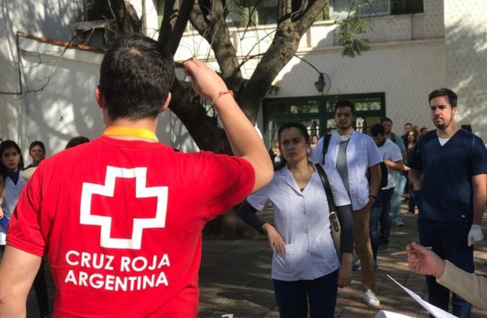 Capacitan a voluntarios para la vacunación antigripal en Córdoba