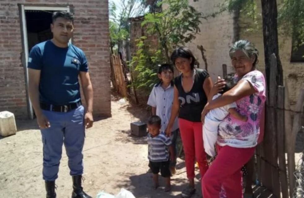 Una mujer mayor pidió ayuda al 911 porque no tenían para comer
