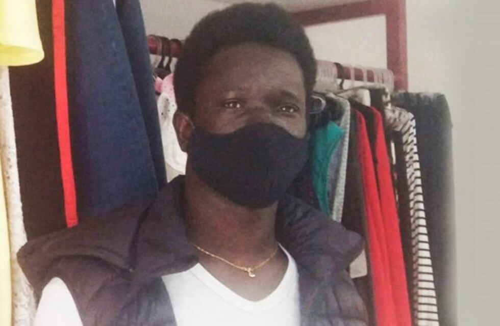 Un comerciante senegalés de Santa Rosa analiza el impacto de la cuarentena