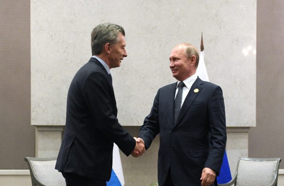 Putin le propuso a Macri que el fútbol argentino participe de un nuevo torneo en Rusia