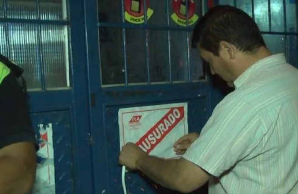 Coordinan acciones para evitar el consumo de alcohol en adolescentes