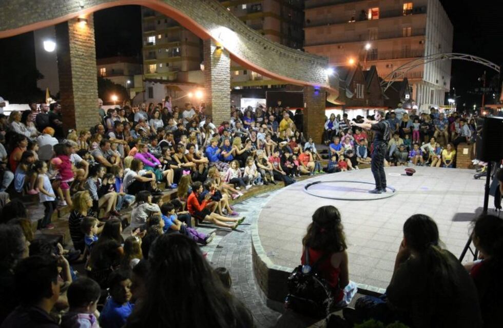 Fiesta Nacional de la Primavera en Monte Hermoso