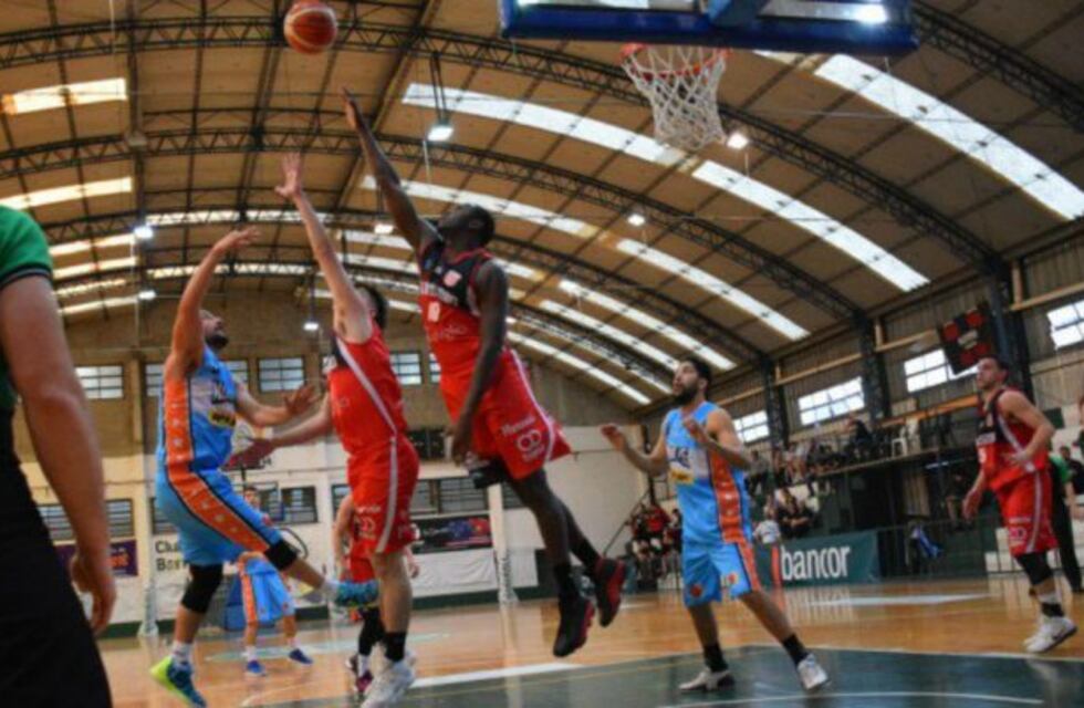 Con tres partidos continúa este viernes el Súper 9 Solidario