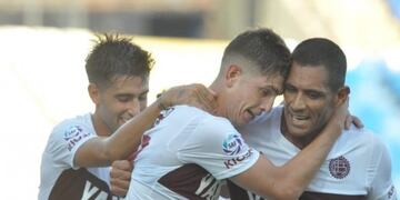 Lanús se pone en ventaja ante Godoy Cruz, en Mendoza\u002E