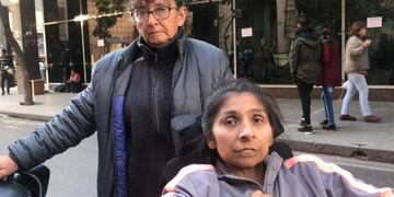 Marcela quedó paralizada por un accidente , sin embargo cada vez que tiene que hacer un trámite en el Anses debe ir en persona\u002E
