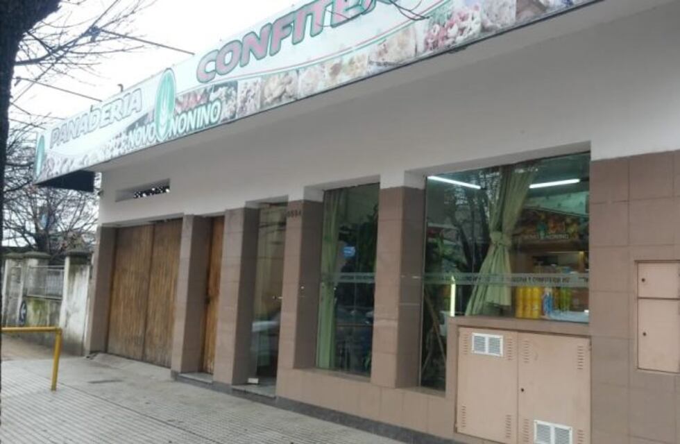 Le entregó todo a un joven que la asaltó e igual recibió un disparo en la cabeza