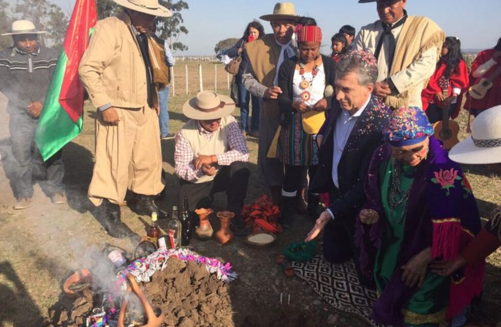 Macri trae a Pichetto para sumarlo a las honras a la Pachamama