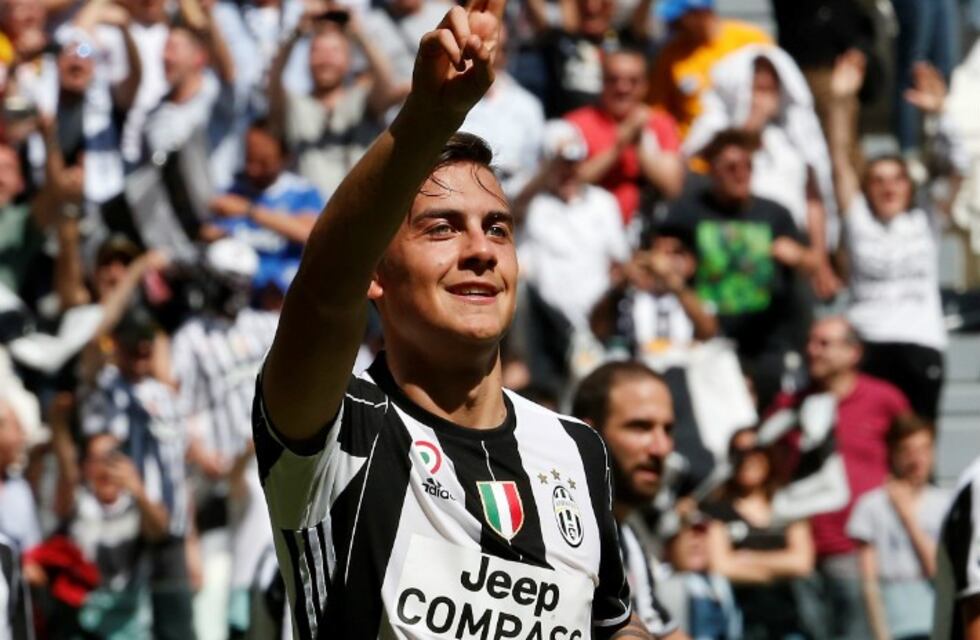 Paulo Dybala y un partidazo con sus amigos en el sintético cordobés