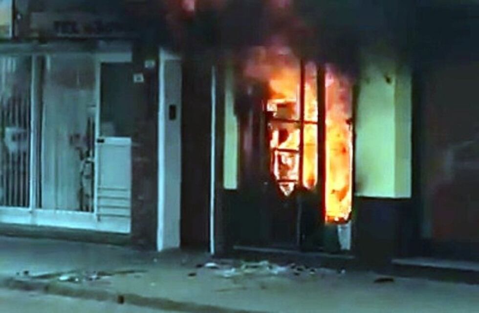 Se incendió un comedor frente a la terminal entrerriana