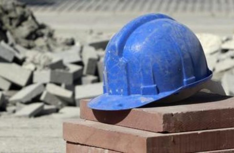 La actividad industrial bajó 2,3% en octubre y la construcción 9,5 %, según el Indec