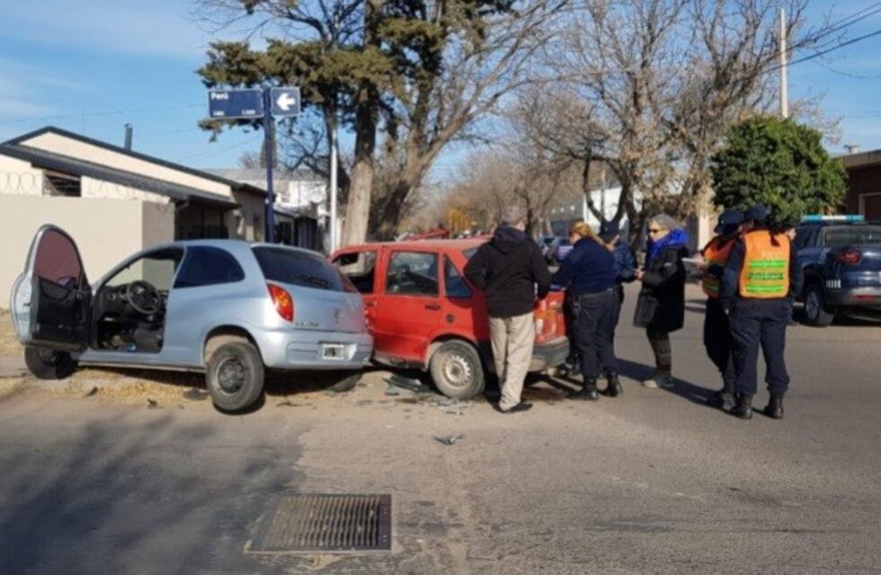 Hay un niño lesionado luego de que se produjera un fuerte choque