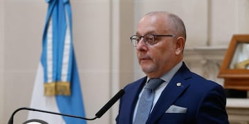 El canciller de Argentina, Jorge Faurie, solicita a Cruz Roja por los soldados de Darwin EFE/ Juan Ignacio Roncoroni