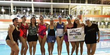 La Escuela Municipal de Natación se destacó en la "Copa Virginia Gallardo"