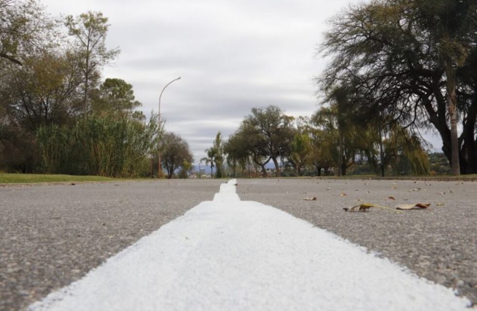 Demarcan la costanera de Carlos Paz para que se respete la distancia social