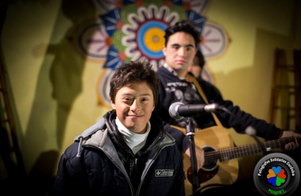 Regalate unos minutos de emoción: así abrió la escuela de música del Empate FC