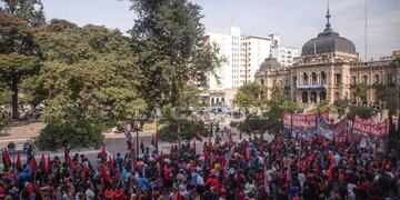 La Marcha Federal tuvo una gran convocatoria en Tucumán