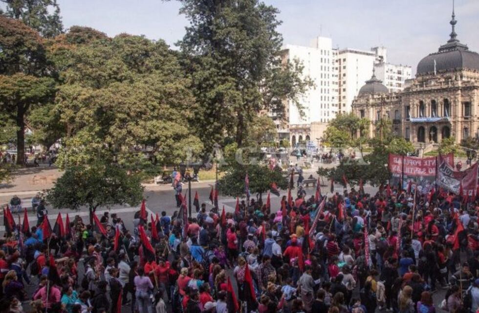 La Marcha Federal reunió a una multitud en Tucumán