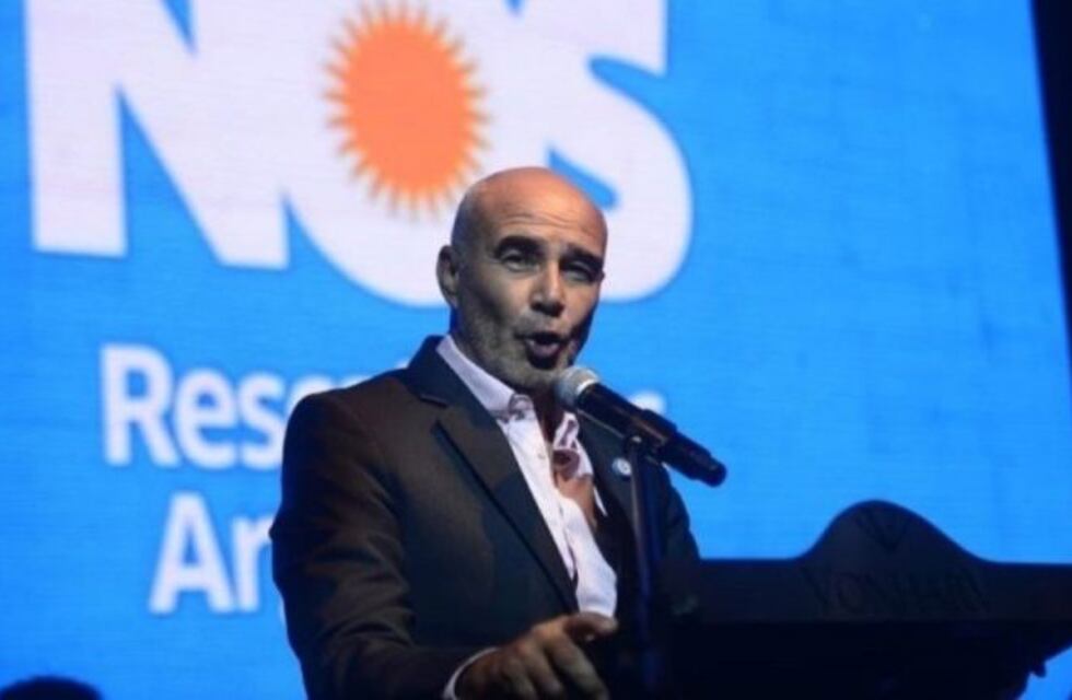 Gómez Centurión: "Hay que bajar el gasto de la política"